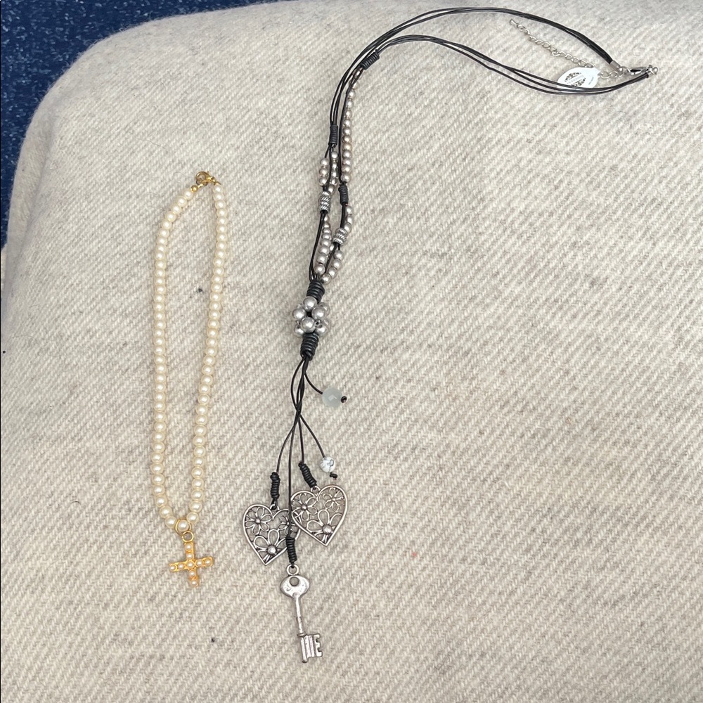NWT boho necklace & faux pearls w cross